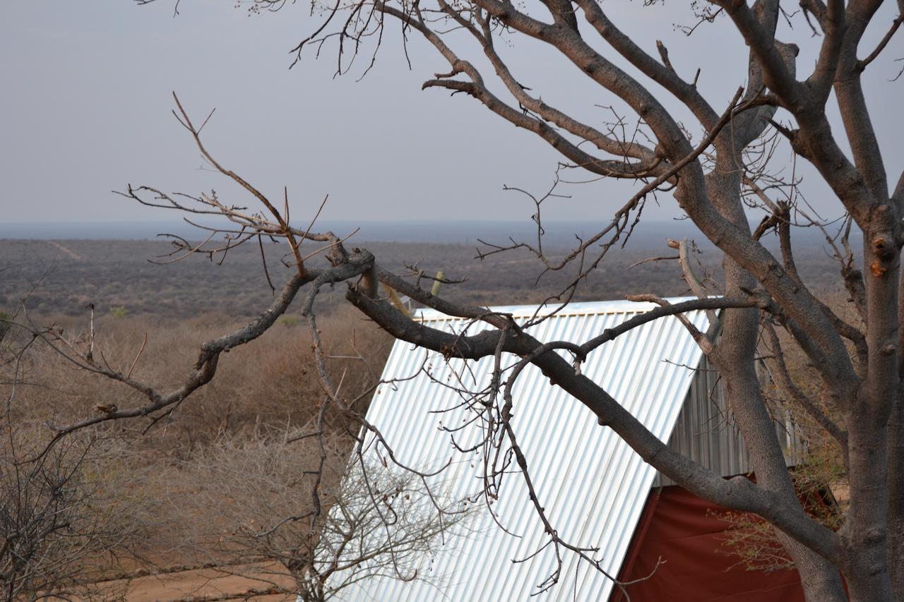 Tana Safaris Bush Camp Hotel Otjiwarongo Ngoại thất bức ảnh